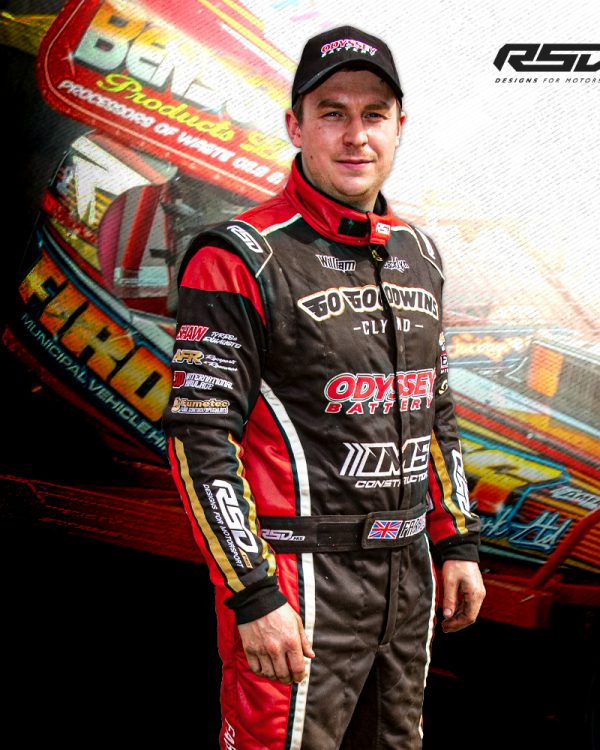 social images overall Lee Fairhurst 2
